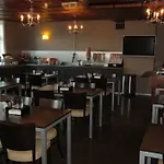 & 酒店