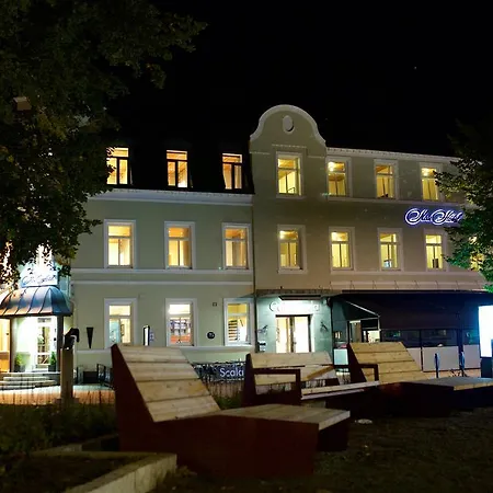 Отель & 4*